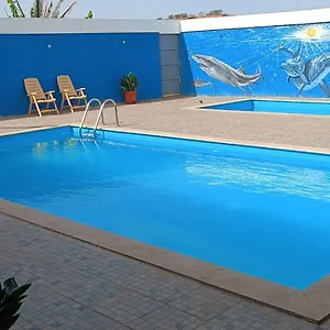 Hébergement de vacances Residencia Aguia, Praia